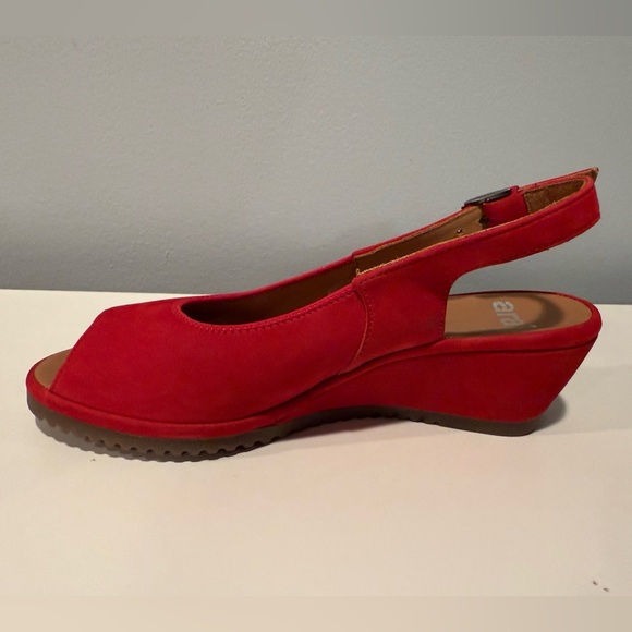 Ara Red Suede Colleen Slingback Leather Wedge Sandals - Size 6.5 - Picture 4 of 13